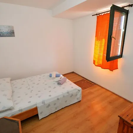 Steinhaus Am Mit Ueberdachter Terrasse Als P By Interhome Pristanisce